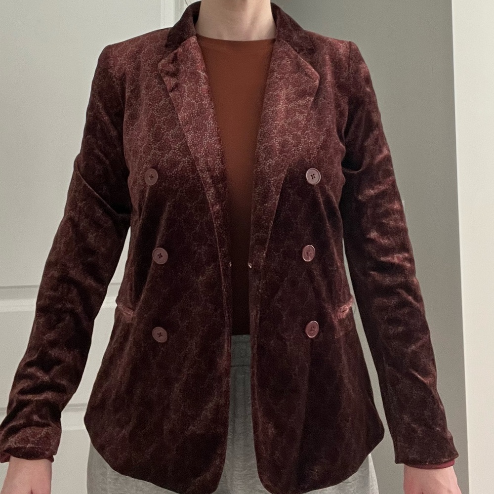 Floral Print Crushed Velvet Blazer 🌸